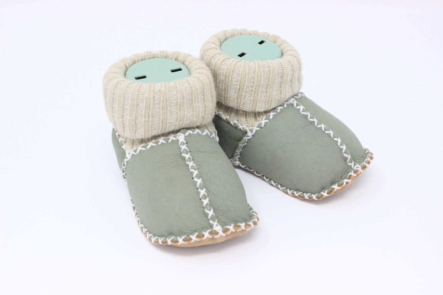 Cozy Toez Sage Green Leather-knit collar