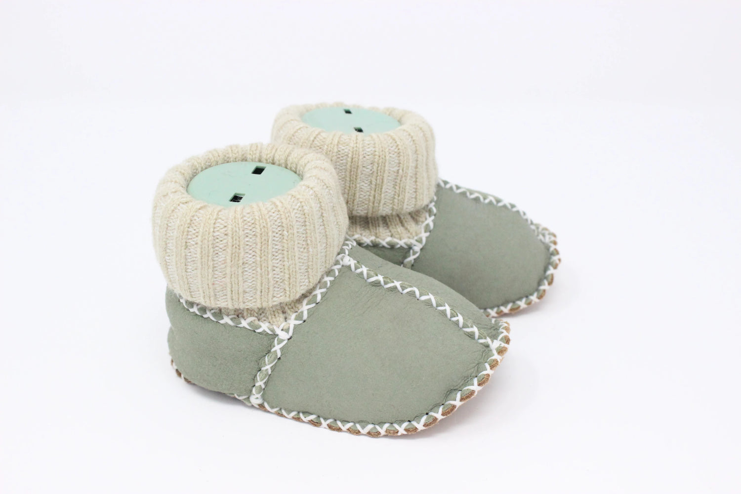 Cozy Toez Sage Green Leather-knit collar